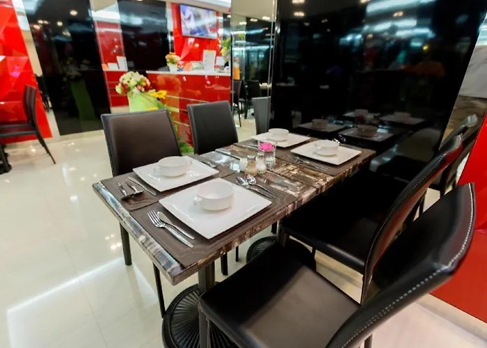 Euro Luxury Pavillion Pratunam 3*