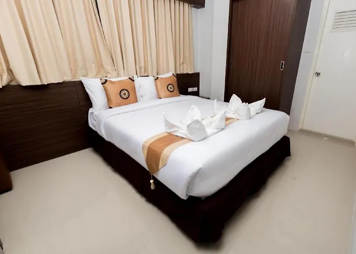 호텔 Euro Luxury Pavillion Pratunam 3*