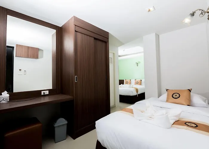 호텔 Euro Luxury Pavillion Pratunam 3*